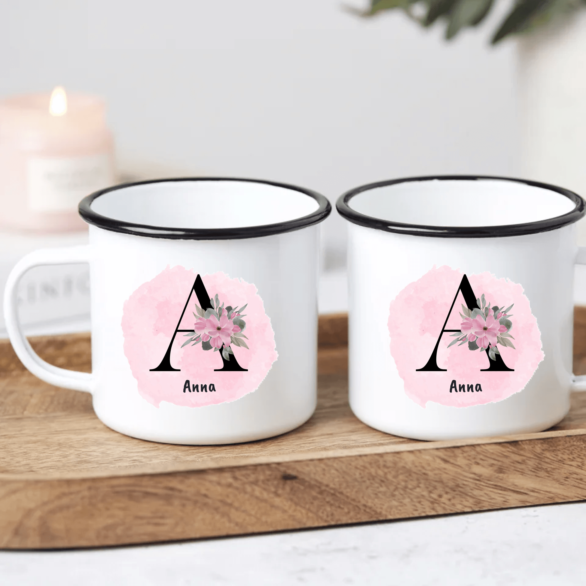 Buchstaben Blümchentasse - Personalisierte Emaille Tasse - Kaffeebecher24