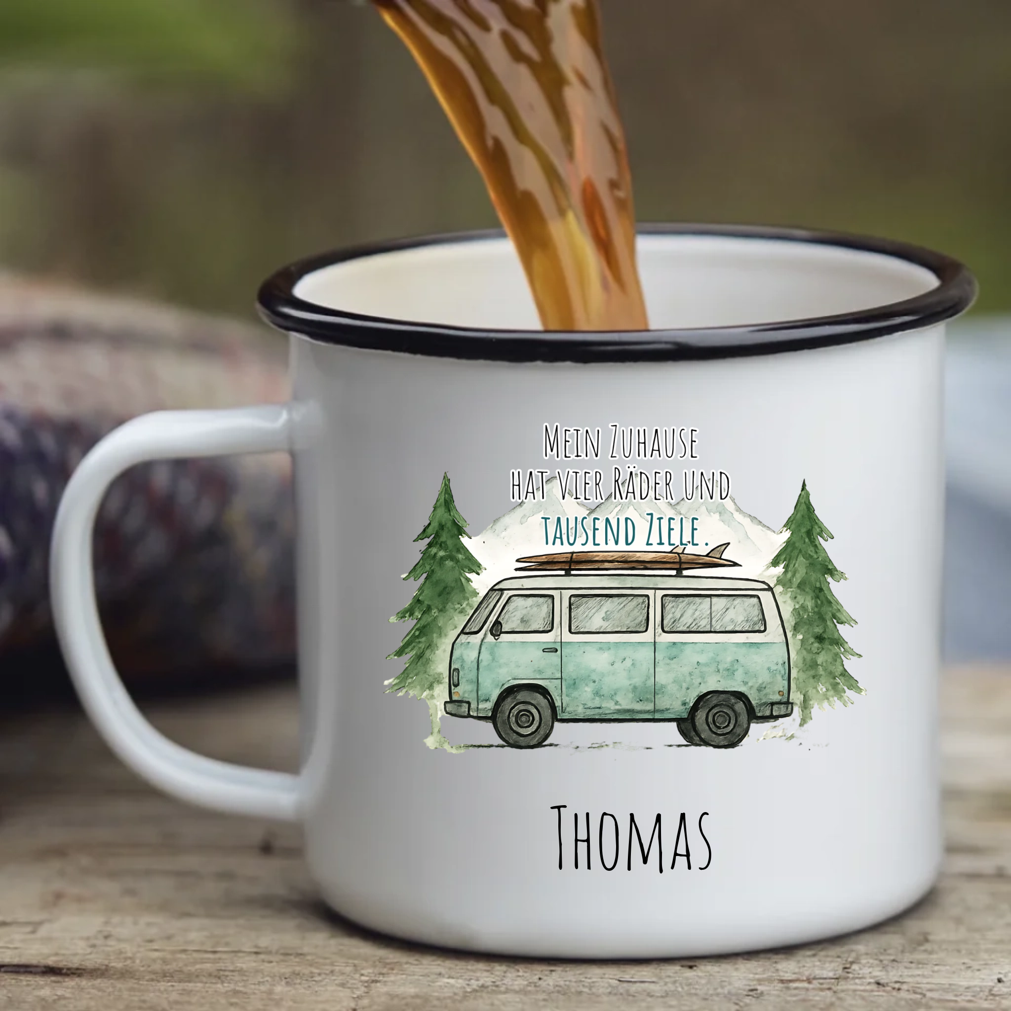 Emaille Tasse Camping mit Name – „Mein Zuhause hat vier Räder und tausend Ziele“