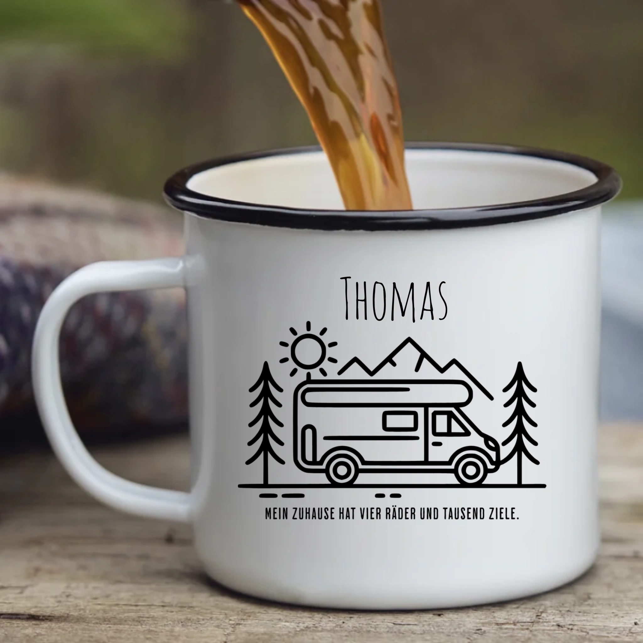 Camper Emaille Becher mit Name – Dein Zuhause für unterwegs